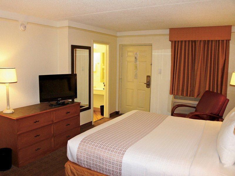 Budget Inn & Suite Atlanta Marietta Stadium Eksteriør billede